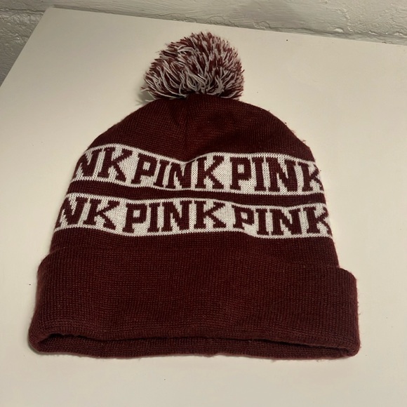 VS Pink beanie - Picture 1 of 3